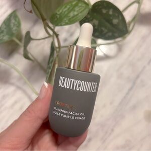 Beautycounter Counter+ Plumping Facial Oil (new)